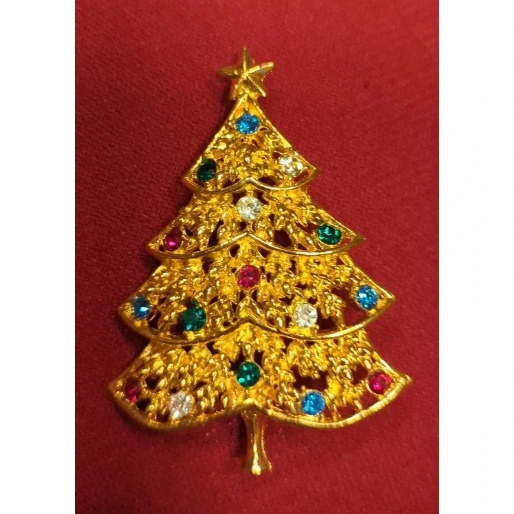 Vintage Christmas Tree Retro Brooch Pin Very Pretty With Colored Stones